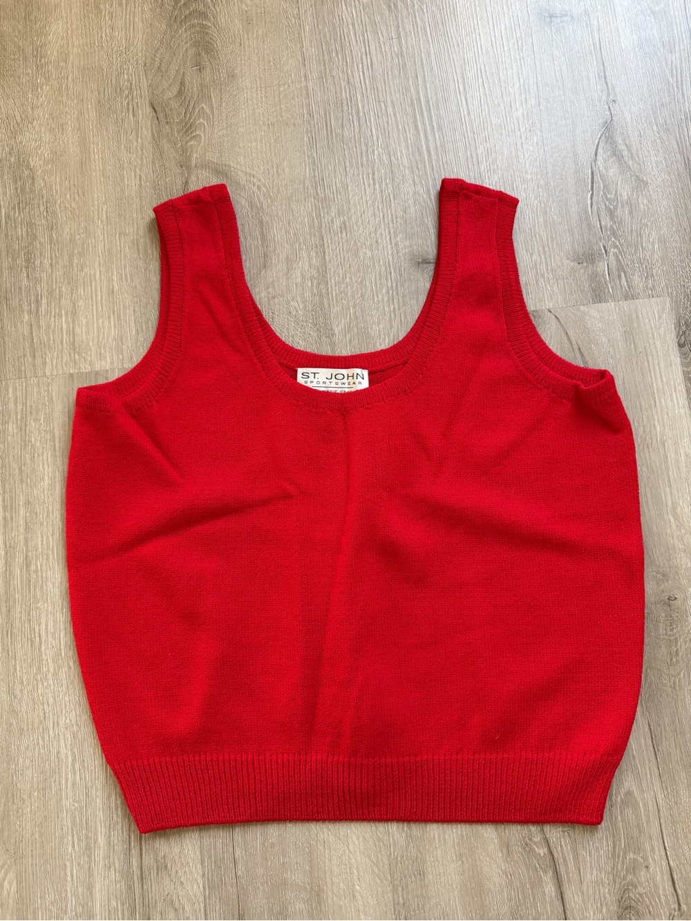 St. John Sportswear Red Knit Tank Top Large